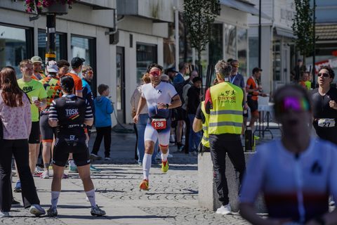 coachloydbrynetri20260354.jpg
