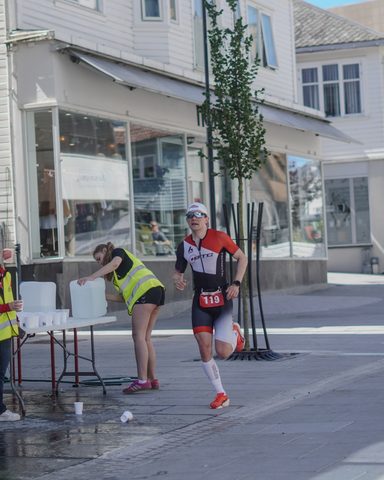 coachloydbrynetri20260055-2.jpg