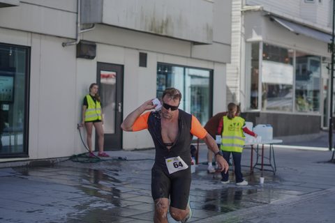 coachloydbrynetri20260032.jpg