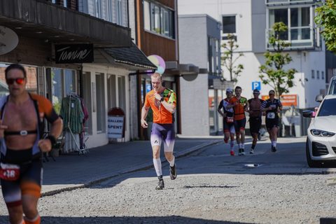coachloydbrynetri20260277.jpg