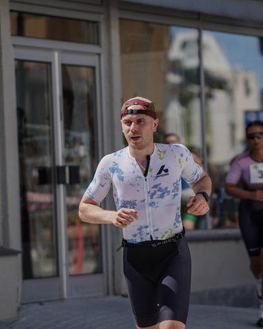 coachloydbrynetri20260288-2.jpg