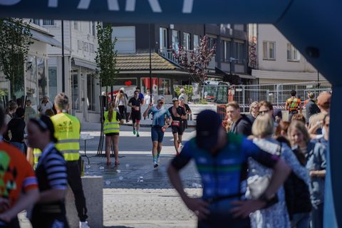 coachloydbrynetri20260343.jpg