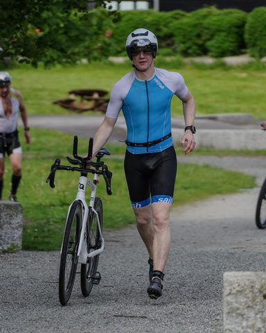 coachloydbrynetri20260138-2.jpg