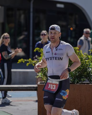 coachloydbrynetri20260196-2.jpg