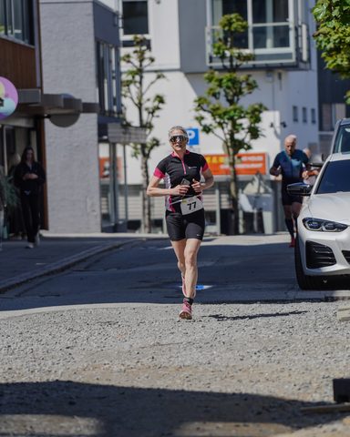 coachloydbrynetri20260274-2.jpg