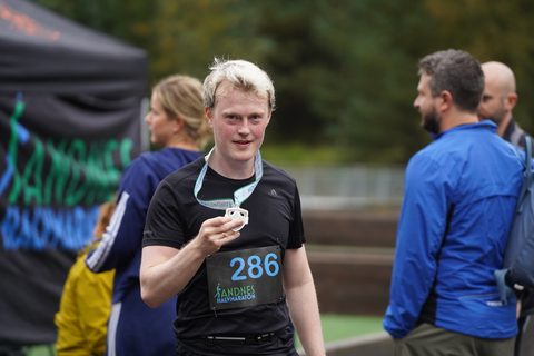 Coachloyd_sandneshalv0153.JPG
