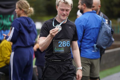 Coachloyd_sandneshalv0154.JPG