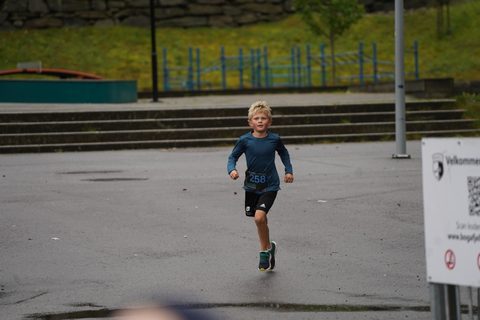 Coachloyd_sandneshalv0163.JPG