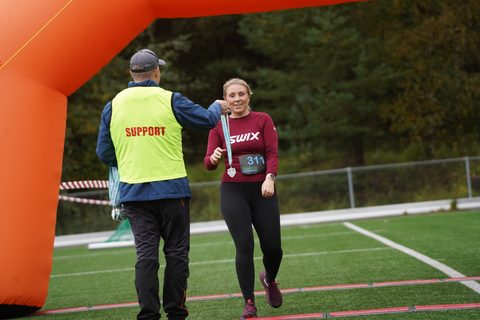 Coachloyd_sandneshalv0227.JPG