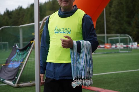 Coachloyd_sandneshalv0253.JPG