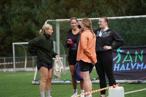 Coachloyd_sandneshalv0292.JPG