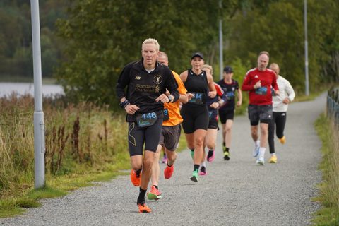 Coachloyd_sandneshalv0335.JPG