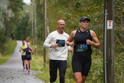 Coachloyd_sandneshalv0479.JPG