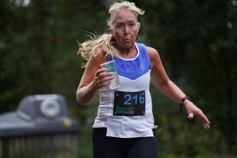 Coachloyd_sandneshalv0540.JPG