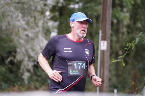 Coachloyd_sandneshalv0566.JPG