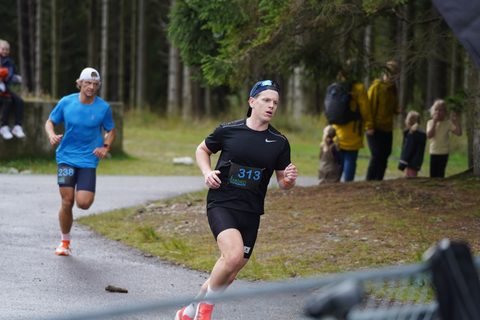 Coachloyd_sandneshalv0597.JPG