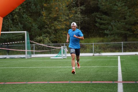 Coachloyd_sandneshalv0610.JPG