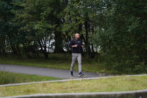 Coachloyd_sandneshalv0900.JPG