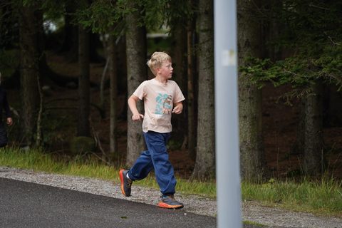 Coachloyd_sandneshalv0902.JPG