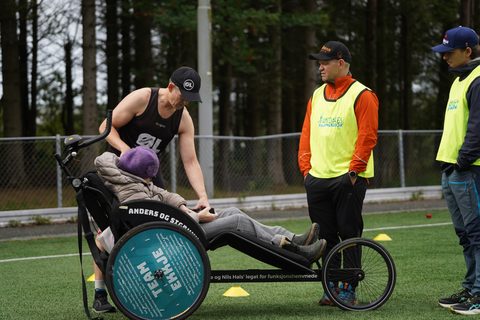 Coachloyd_sandneshalv0964.JPG