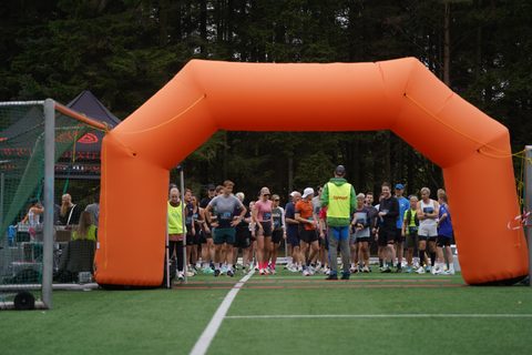 Coachloyd_sandneshalv0971.JPG