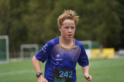 Coachloyd_sandneshalv1052.JPG