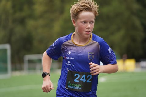 Coachloyd_sandneshalv1053.JPG