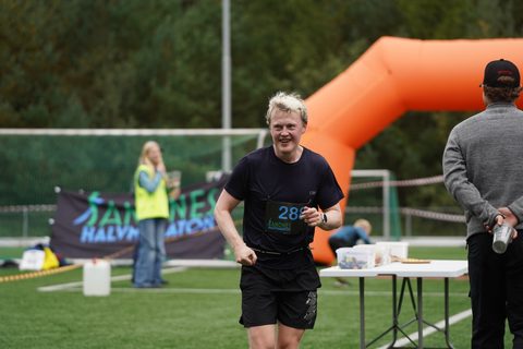 Coachloyd_sandneshalv1078.JPG