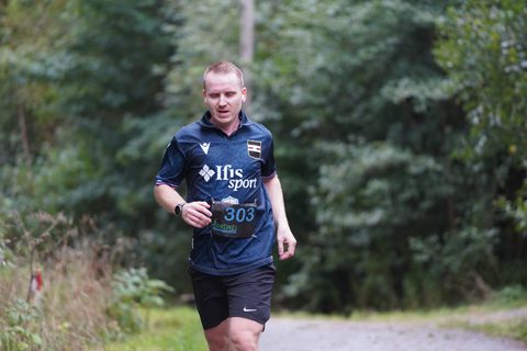 Coachloyd_sandneshalv1133.JPG