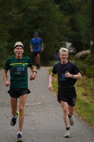 Coachloyd_sandneshalv1223.JPG