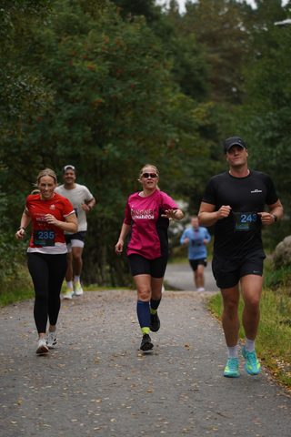 Coachloyd_sandneshalv1326.JPG