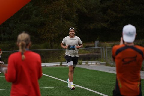 Coachloyd_sandneshalv1539.JPG