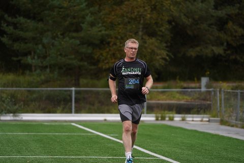 Coachloyd_sandneshalv1607.JPG