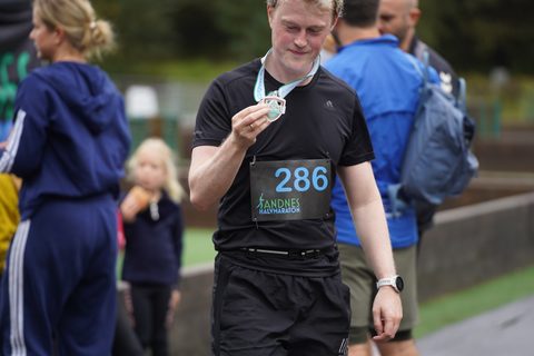 Coachloyd_sandneshalv0155.JPG
