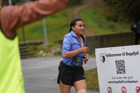 Coachloyd_sandneshalv0221.JPG