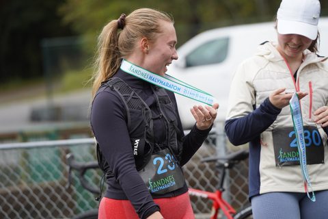 Coachloyd_sandneshalv0229.JPG