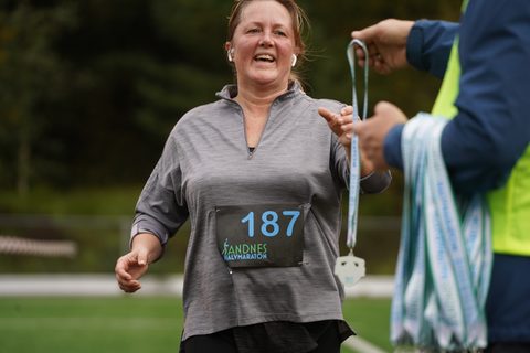 Coachloyd_sandneshalv0288.JPG