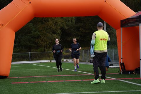 Coachloyd_sandneshalv0307.JPG