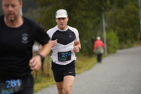 Coachloyd_sandneshalv0332.JPG