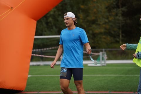 Coachloyd_sandneshalv0613.JPG