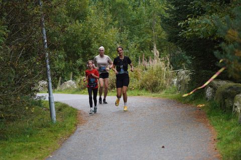 Coachloyd_sandneshalv0825.JPG