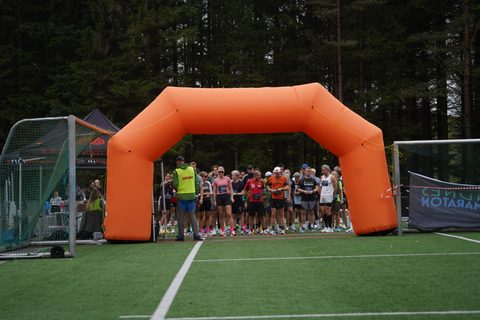Coachloyd_sandneshalv0975.JPG