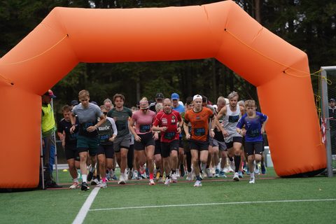 Coachloyd_sandneshalv0978.JPG
