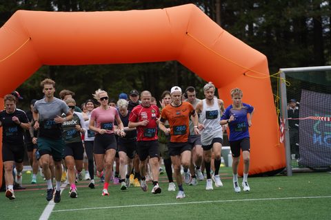 Coachloyd_sandneshalv0979.JPG