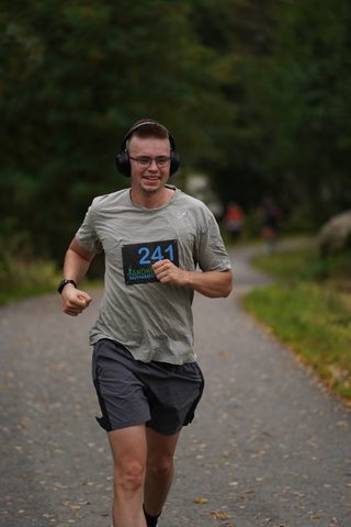 Coachloyd_sandneshalv1316.JPG