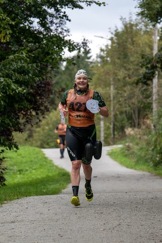 25-_1220557.jpg