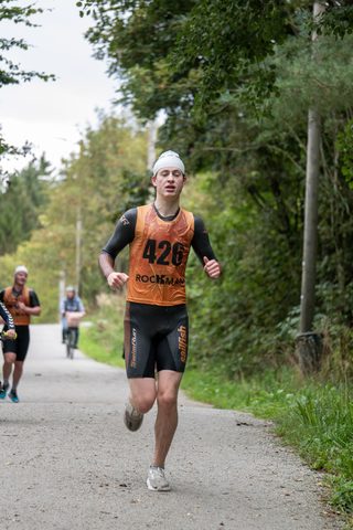 28-_1220544.jpg