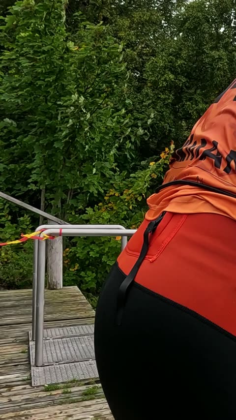 gopro-09 - trekkbøye på før svømmet.mp4